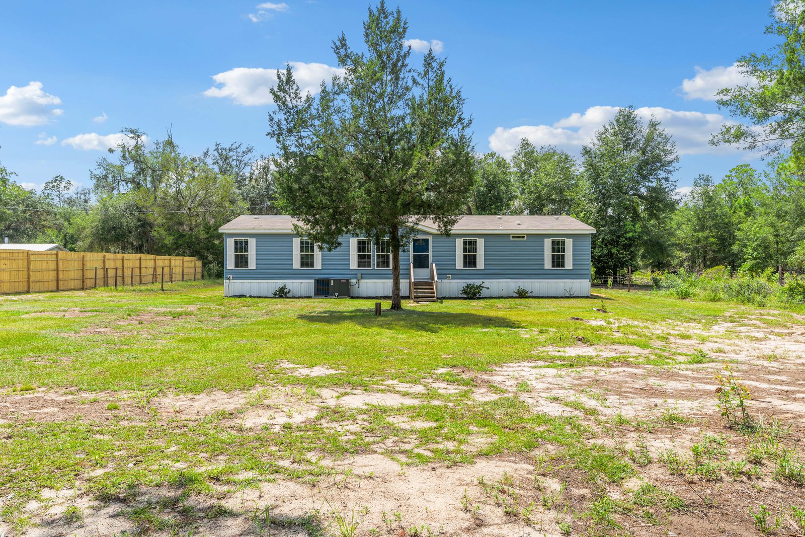 6758 Gilda Court Daylight