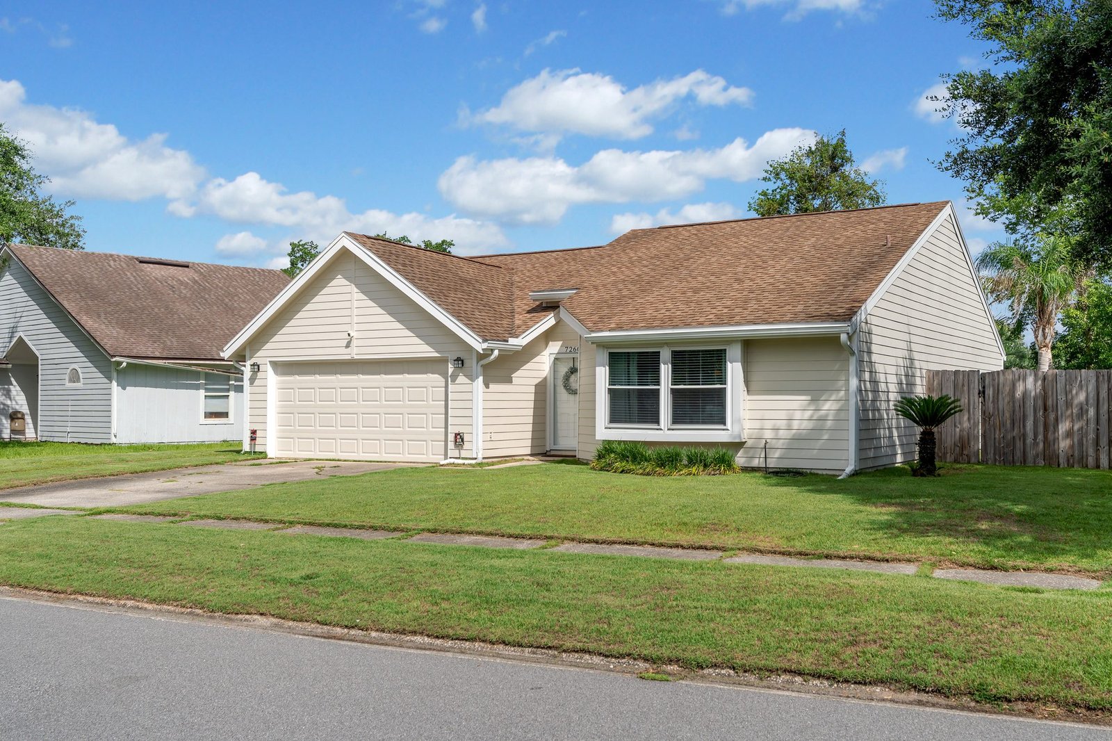 7260 Eagles Perch Drive