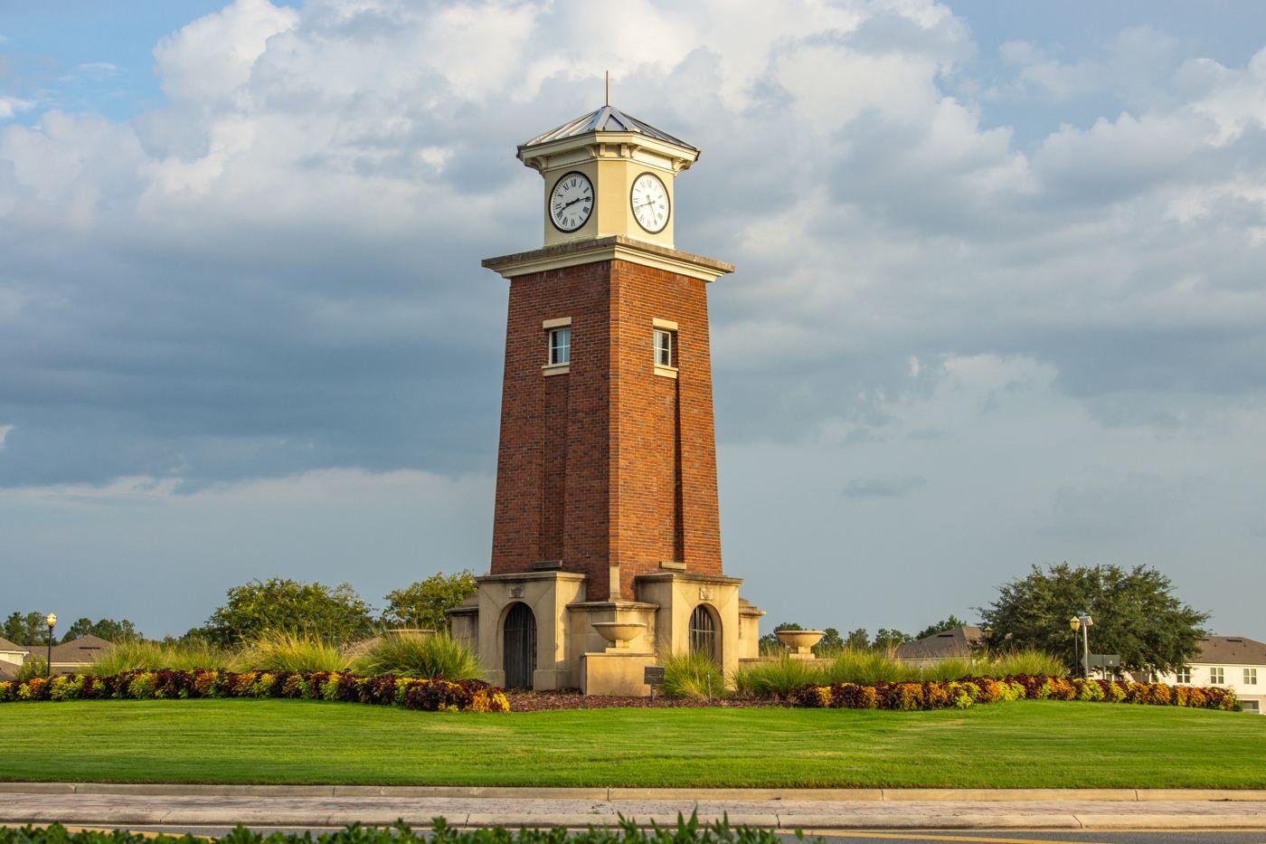 Community amenity building at Oakleaf Plantation
