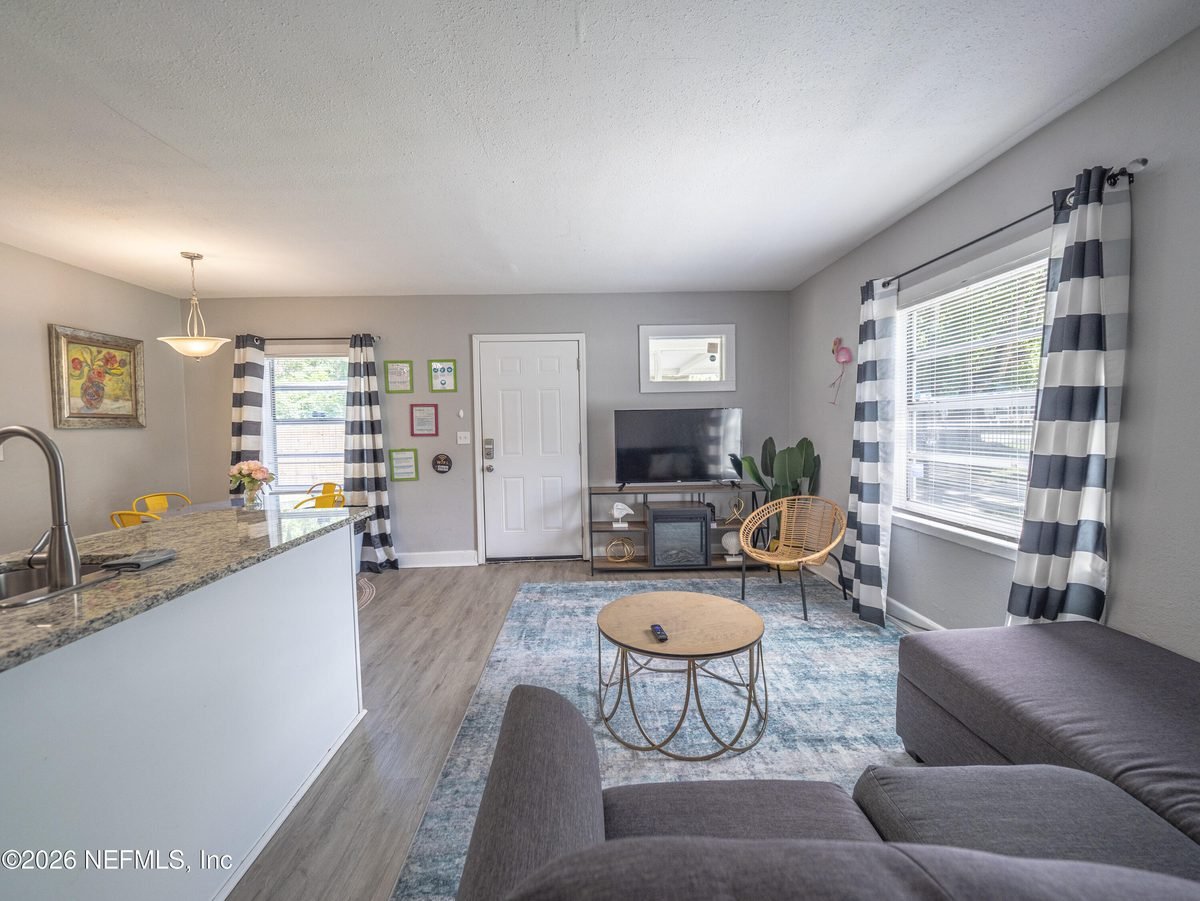 Listing photo of 3637 E Eve Drive, Jacksonville 32246